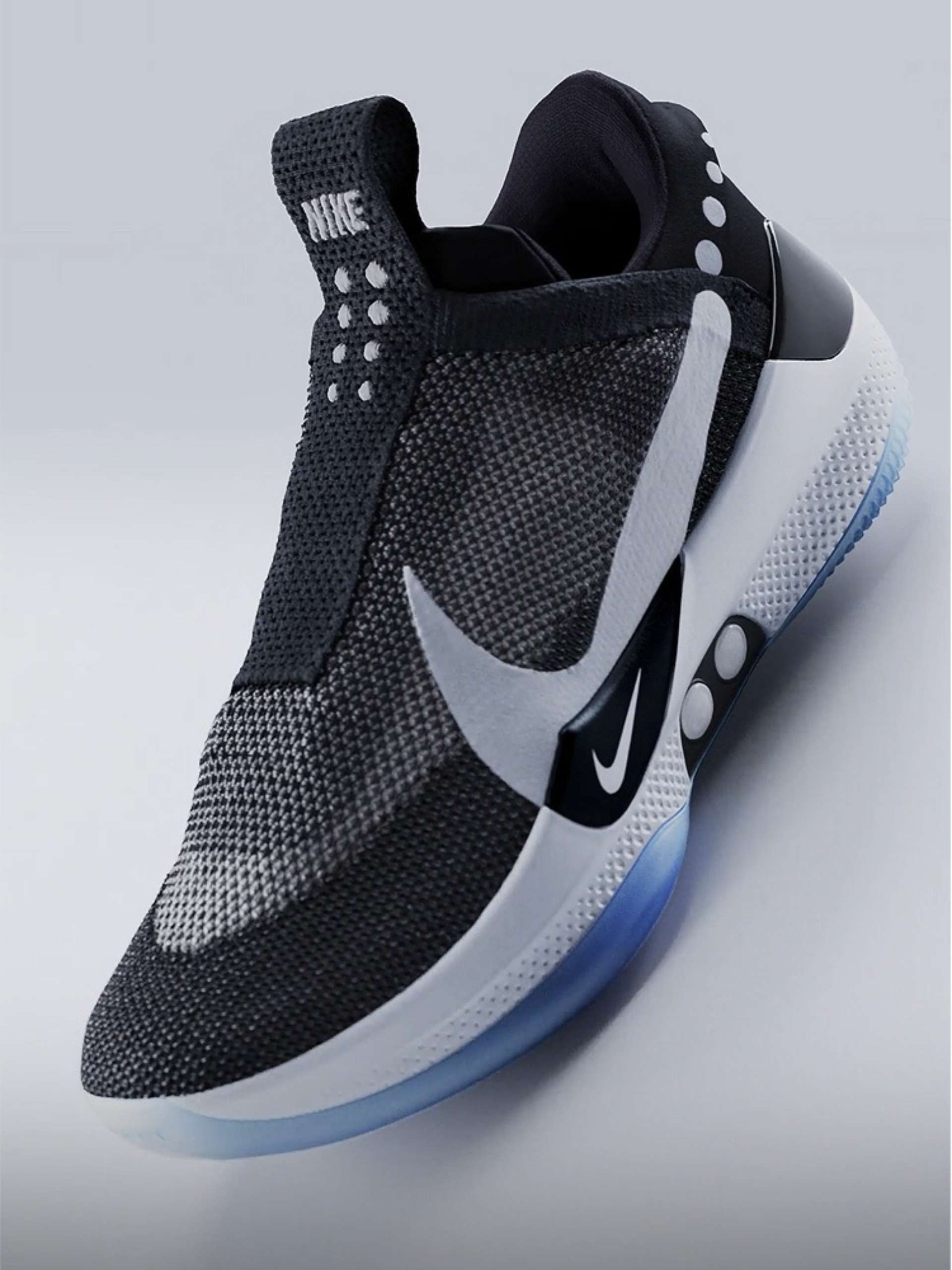 Nike adapt outlet bb features